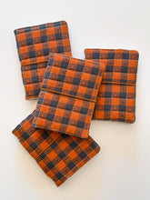Load image into Gallery viewer, GINGHAM HEART QUILTED PASSPORT TRAVELERS NOTEBOOK