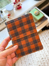 Load image into Gallery viewer, GINGHAM HEART QUILTED PASSPORT TRAVELERS NOTEBOOK