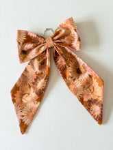 Load image into Gallery viewer, DETACHABLE FABRIC BOW