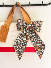 Load image into Gallery viewer, DETACHABLE FABRIC BOW