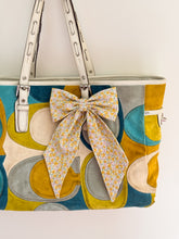 Load image into Gallery viewer, DETACHABLE FABRIC BOW