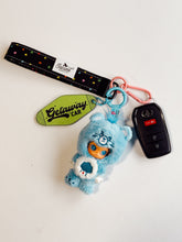 Load image into Gallery viewer, GETAWAY CAR KEYCHAIN AND WRISTLET
