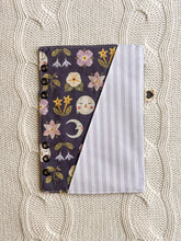 Load image into Gallery viewer, SLEEPY MOON A5 RING INSERT POCKET
