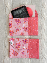 Load image into Gallery viewer, PINK BLOOM SNAP ENVELOPE
