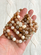 Load image into Gallery viewer, MIXED MOONSTONE CRYSTAL BRACELET
