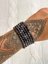 Load image into Gallery viewer, IOLITE CRYSTAL BRACELET

