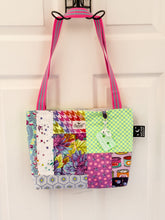 Load image into Gallery viewer, DOPAMINE DRIP QUILTED TOTE BAG
