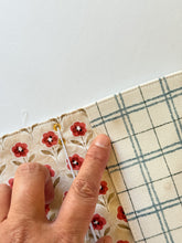 Load image into Gallery viewer, SIMPLE LIFE SMALL TRIFOLD MISFIT
