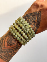 Load image into Gallery viewer, PREHNITE CRYSTAL BRACELET
