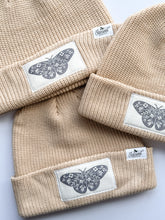 Load image into Gallery viewer, MOTH BEANIE

