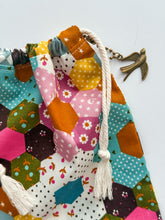 Load image into Gallery viewer, GRANDMOTHERS GARDEN DRAWSTRING POUCH
